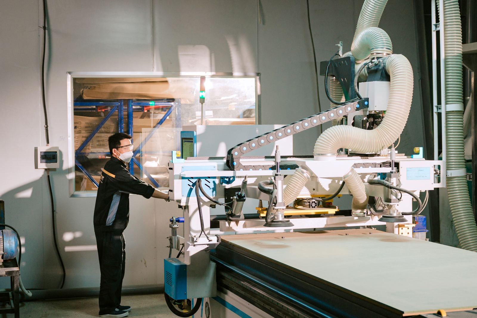 Cắt CNC vật liệu chính xác
