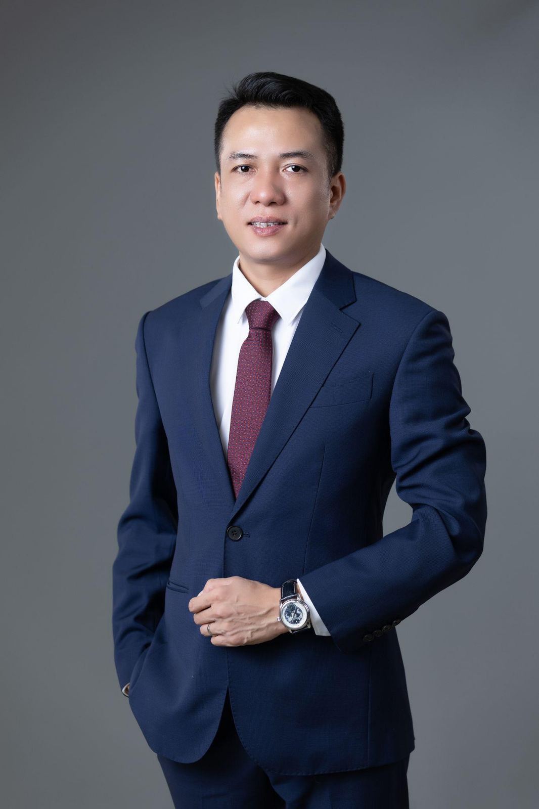 Ông. Bùi Hữu Sửu