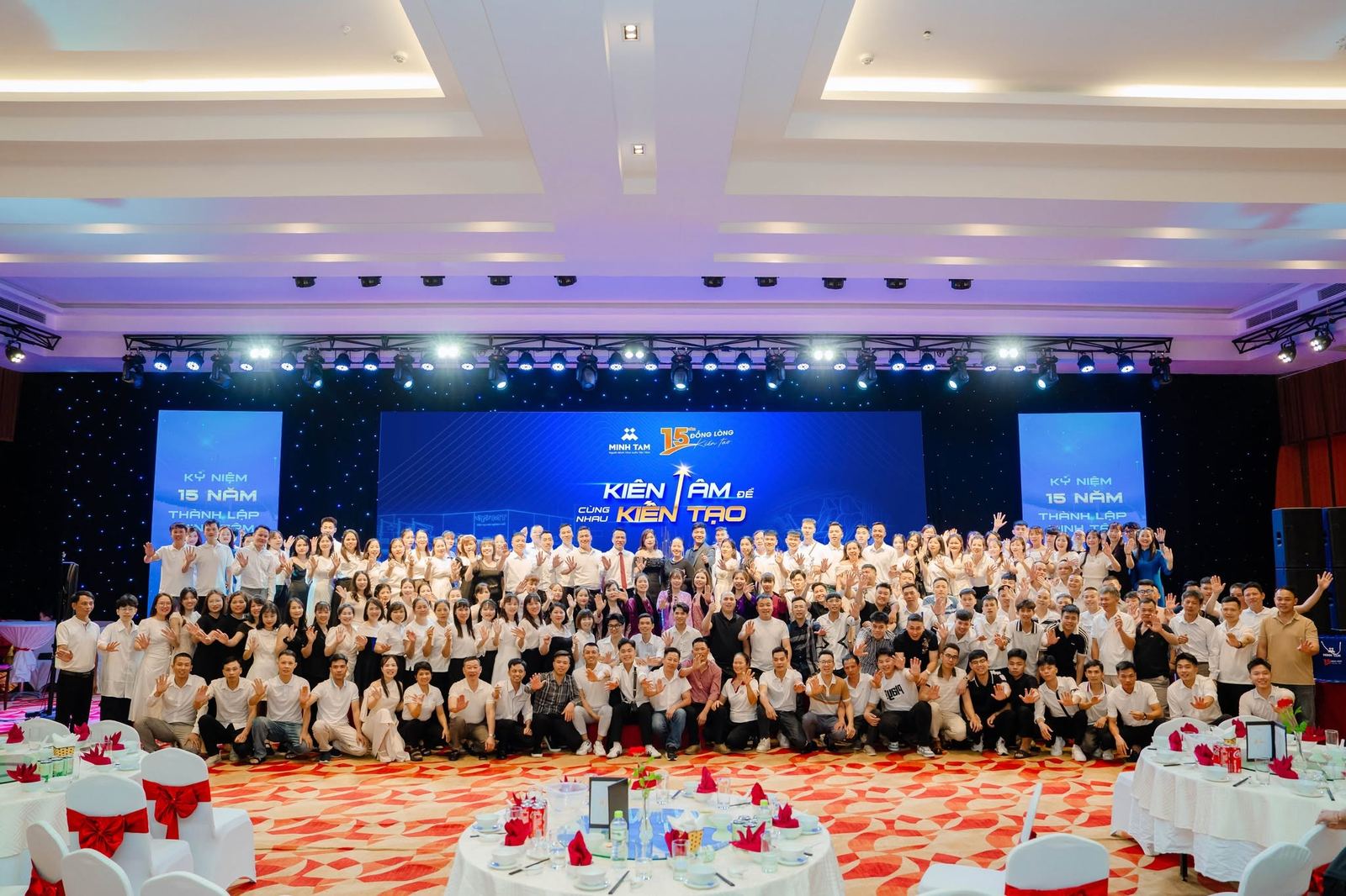 Gala kỷ niệm thành lập công ty